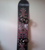 Freestaylový snowboard